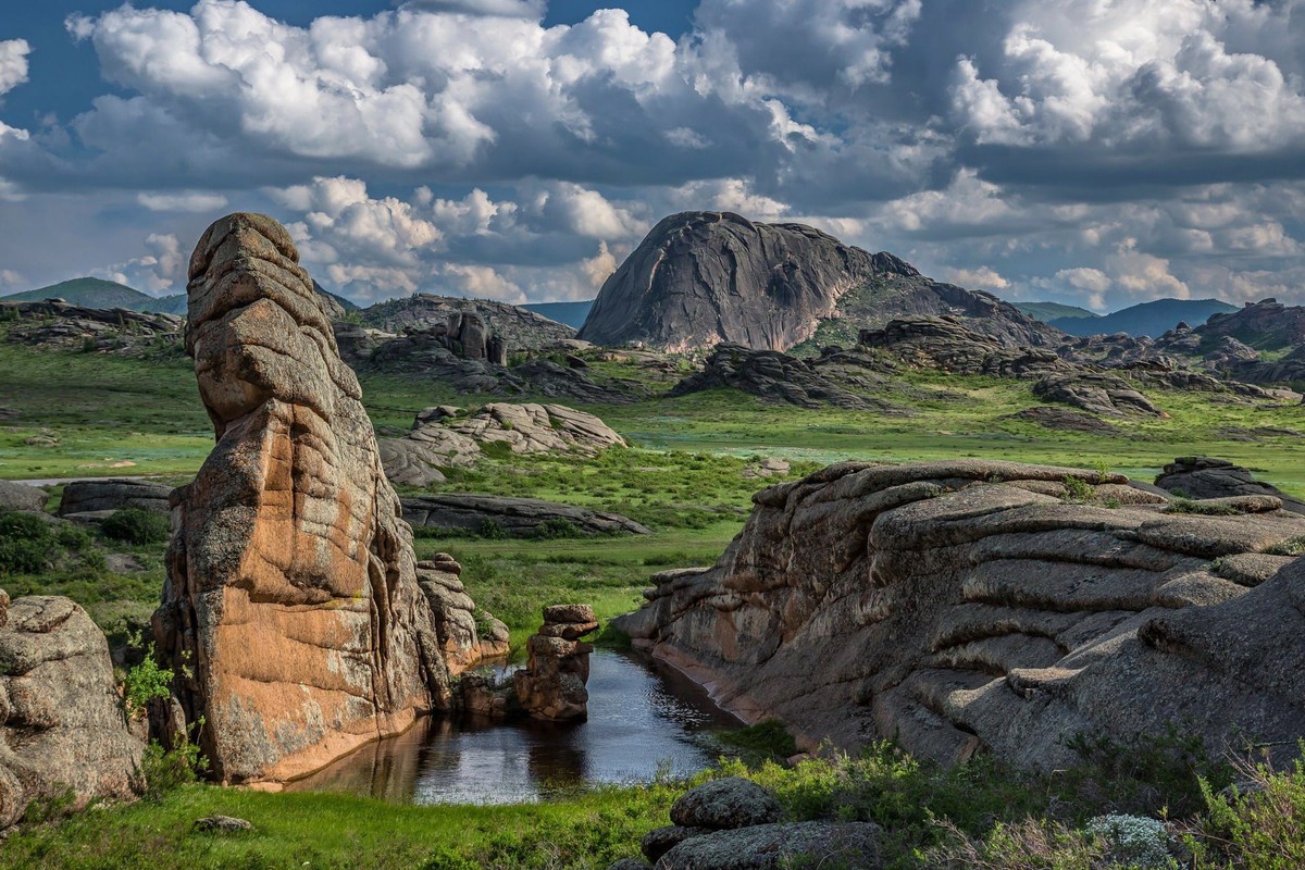Day 3: Welcome to Bayanaul, Exploration of the Park and Rock Sculptures - Photo 1